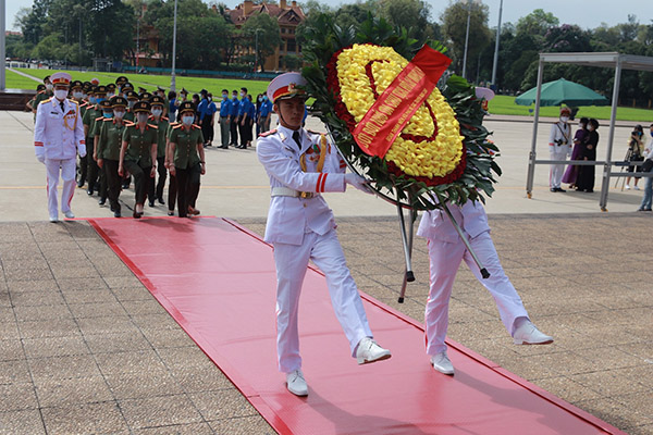 Traffic police launch campaign to inspect road vehicles nationwide